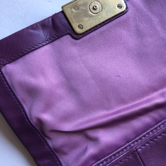 Coach Magnetic Snap Closure Wristlet - Picture 7 of 9